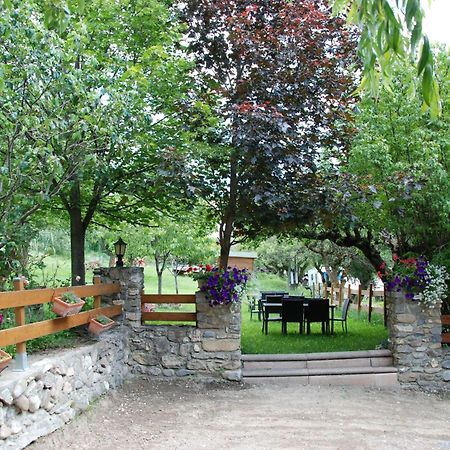 Hotel & Restaurant Le Chalvet Embrun Exterior foto
